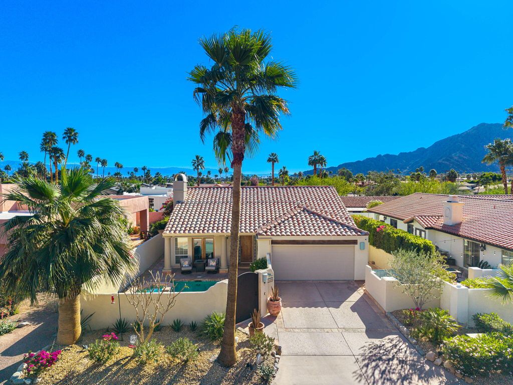 Photo of 51460 Avenida Juarez, La Quinta, CA 92253 (MLS # 219143853)