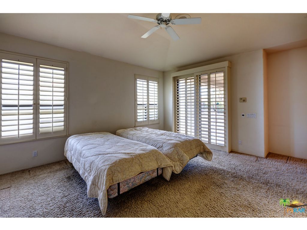 listing image 10993527089425807315