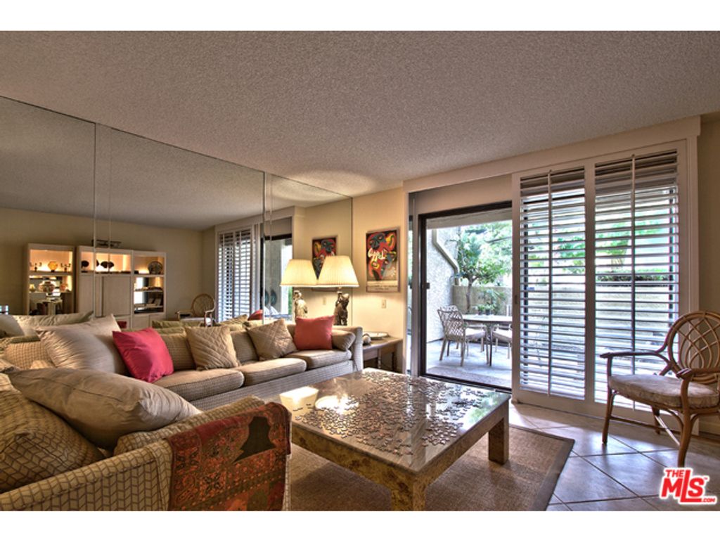 listing image 10994988804885900198