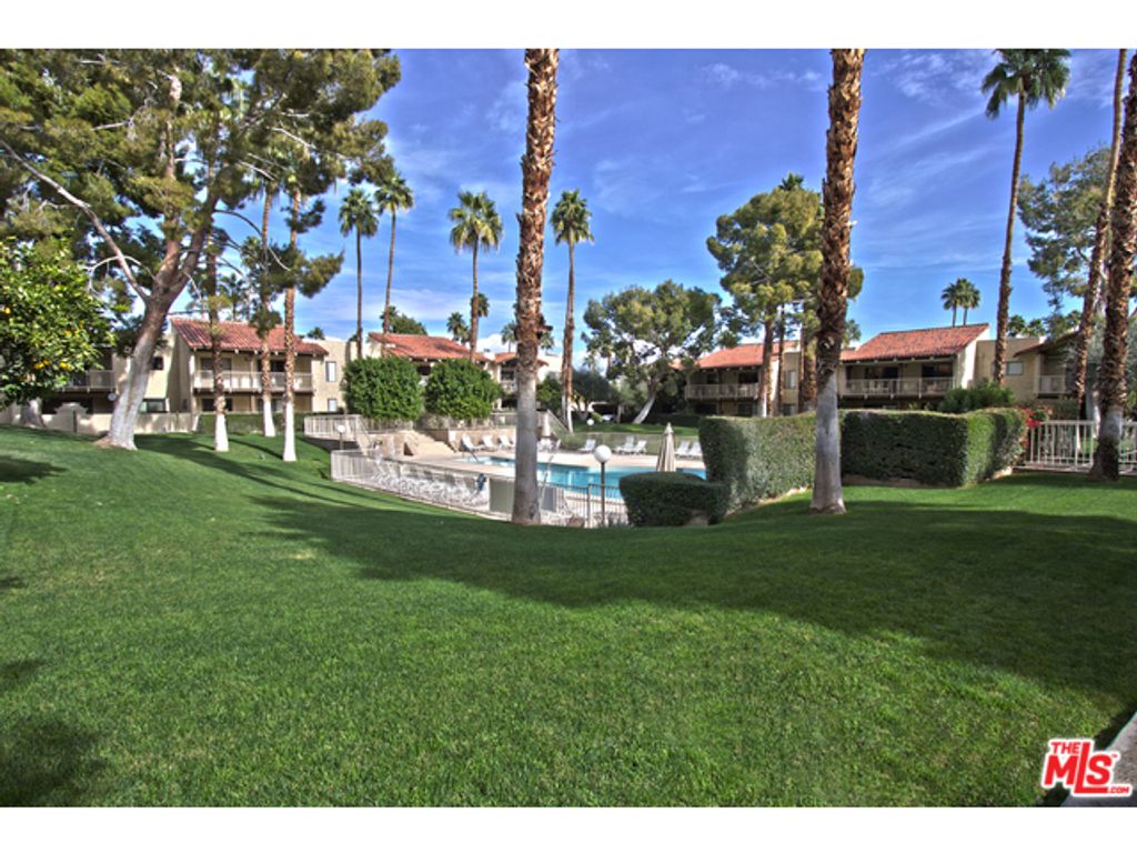 listing image 10993289866194992282