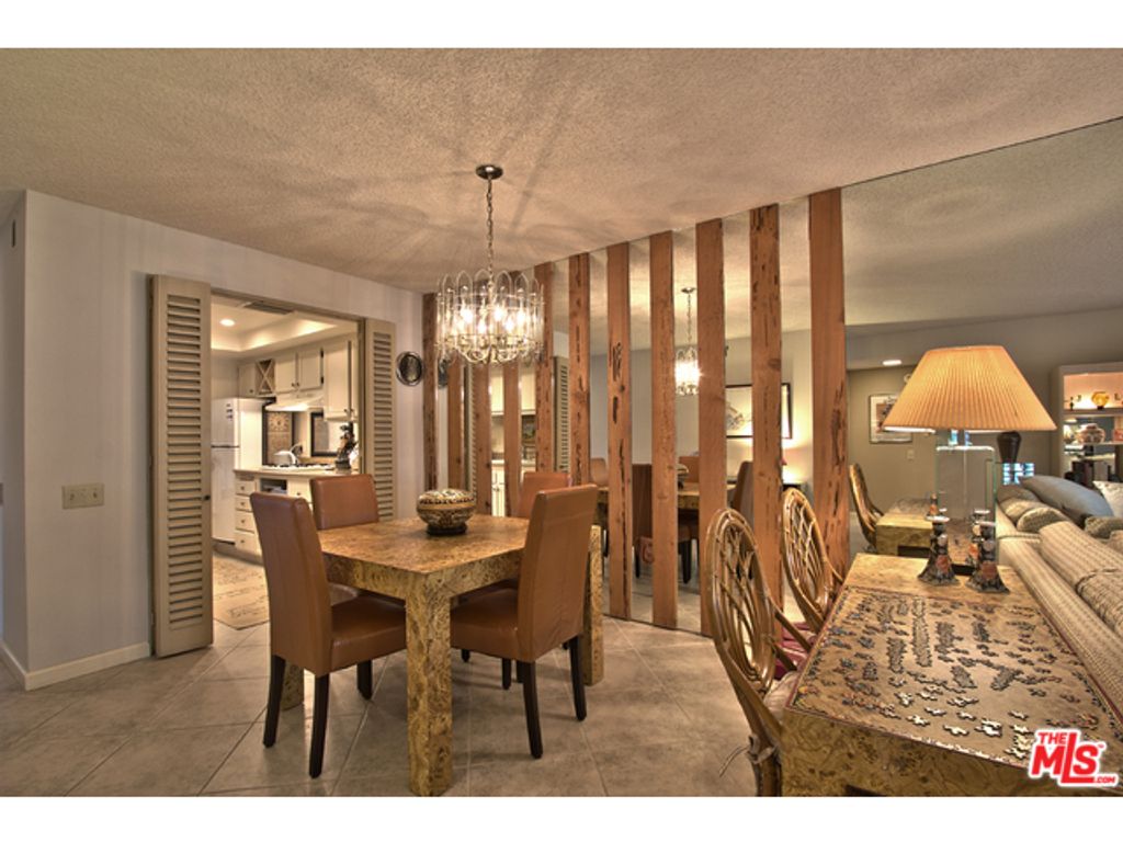listing image 10996464627034648436