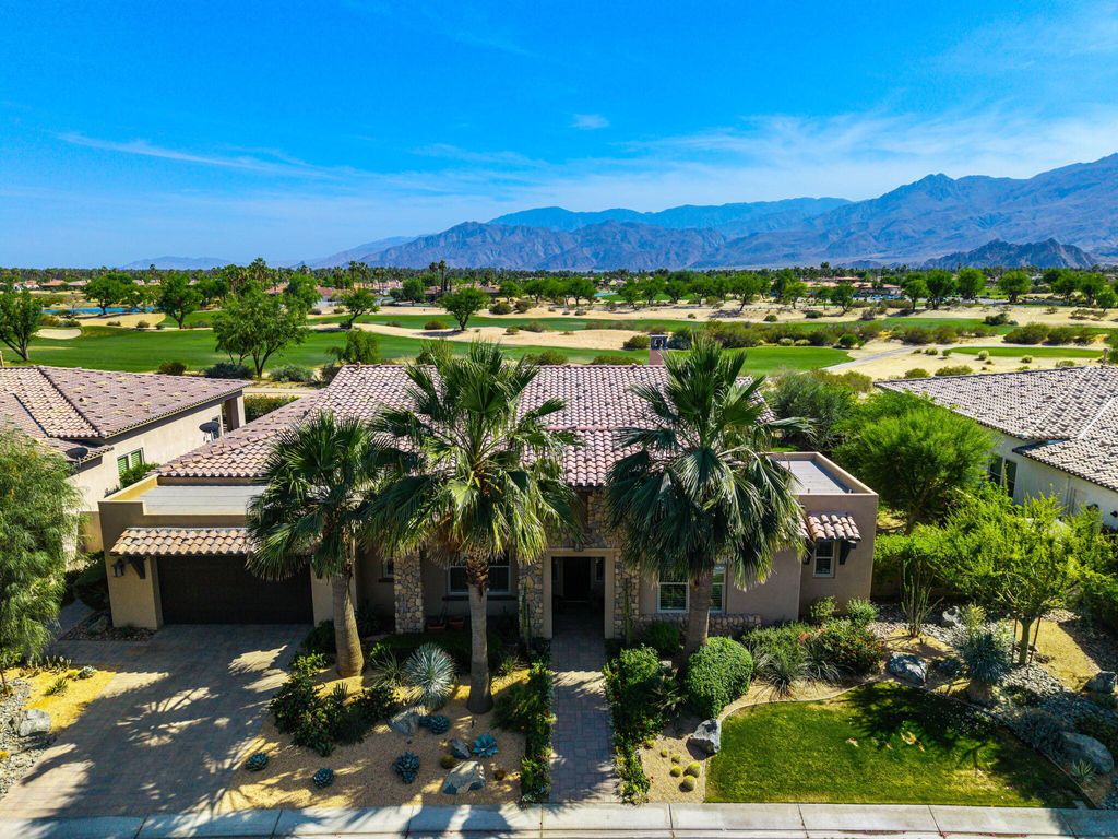 Photo of 81475 Thunder Gulch Way, La Quinta, CA 92253 (MLS # 219146877)
