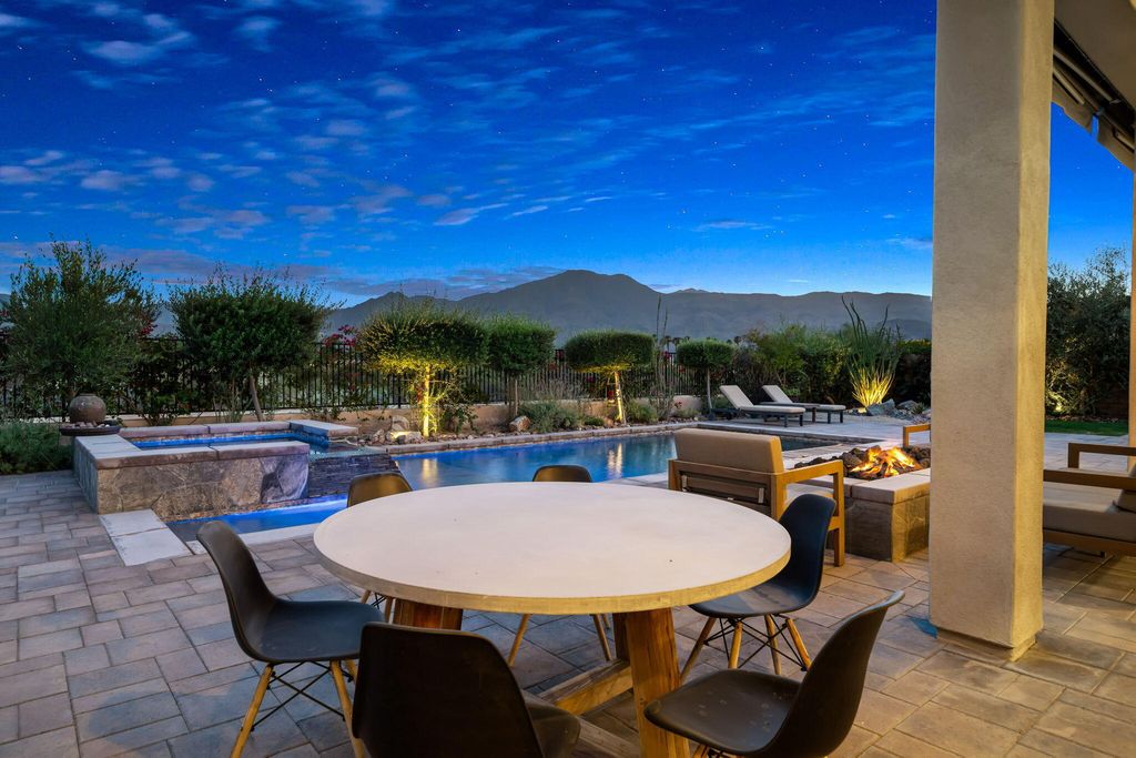 Photo of 81475 Thunder Gulch Way, La Quinta, CA 92253 (MLS # 219146877)