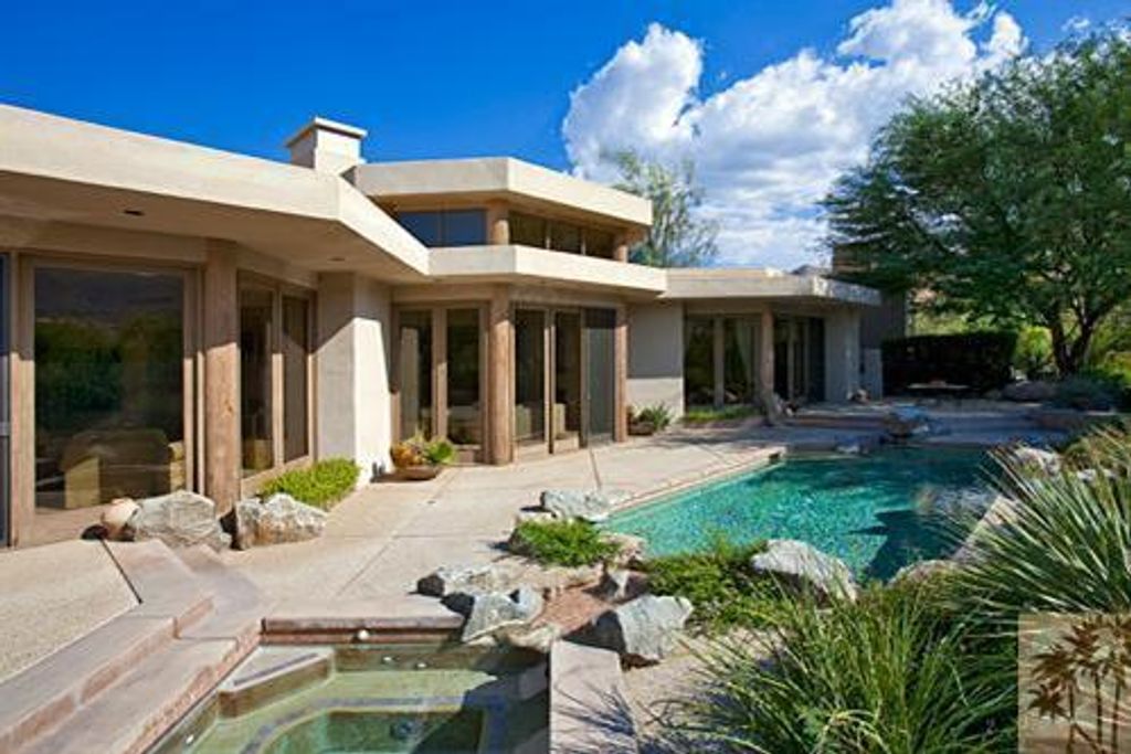 listing image 10997735175727638911