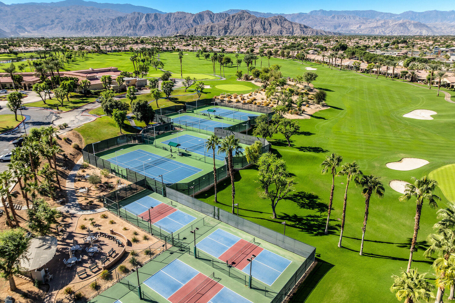 Indio, California 92201, United States, 2 Bedrooms Bedrooms, ,2 BathroomsBathrooms,Residential,Active,241403