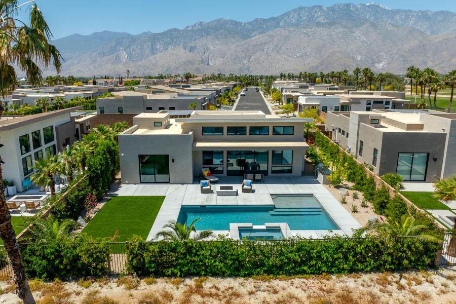 Palm Springs, California 92262, United States, 3 Bedrooms Bedrooms, ,2 BathroomsBathrooms,Residential,Active,252199