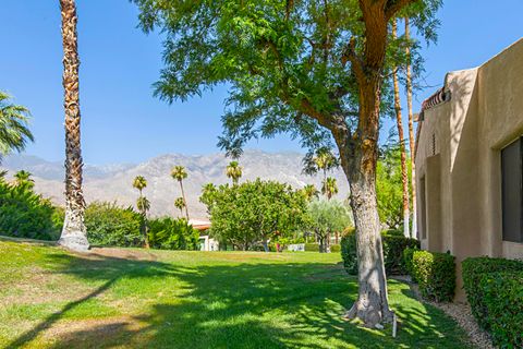 Condominium in Palm Springs CA 3659 Andreas Hills 36.jpg