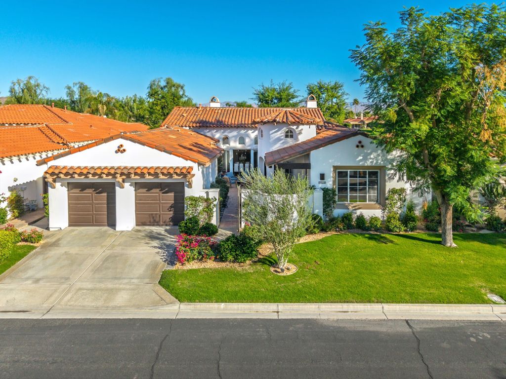 Photo of 79160 Citrus, La Quinta, CA 92253 (MLS # 219144055)