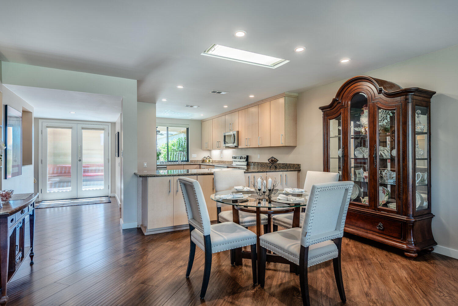 Rancho Mirage, California 92270, United States, 3 Bedrooms Bedrooms, ,3 BathroomsBathrooms,Residential,Active,247496