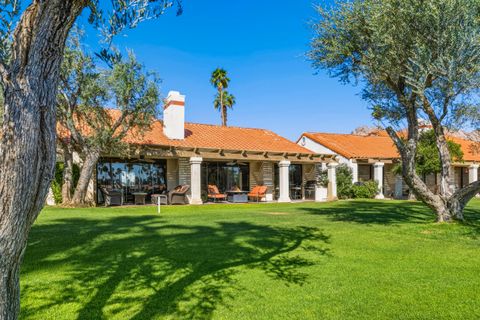 Photo of 49460 Avenida Club La Quinta Clb, La Quinta, CA 92253 (MLS # 219145510)