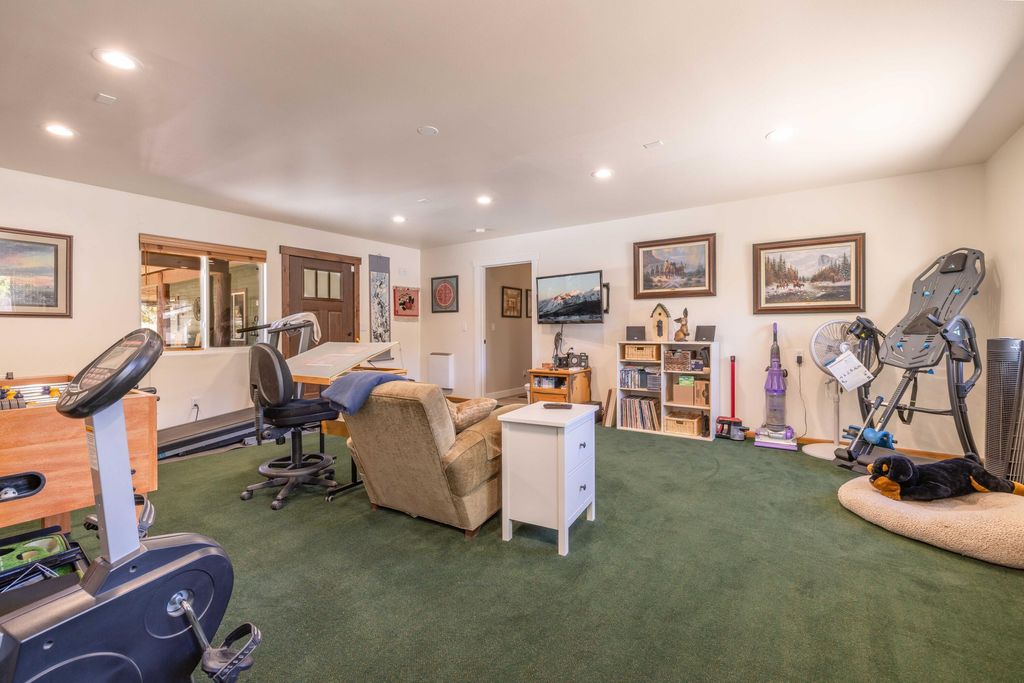 listing image 10999068969652187395