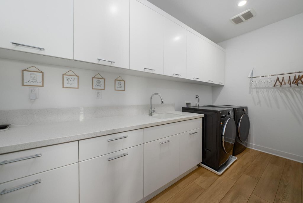 listing image 10999290872208721284