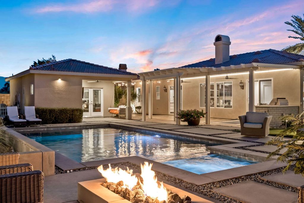 Photo of 43070 Parkway Esplanade E, La Quinta, CA 92253 (MLS # 219139170)