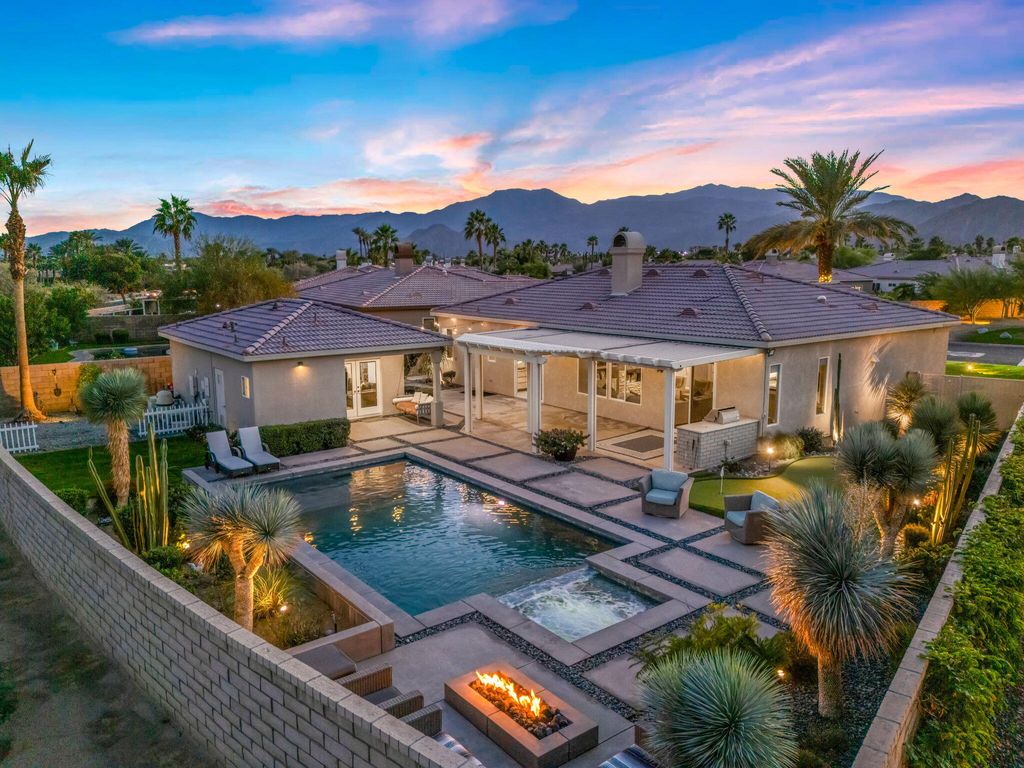 Photo of 43070 Parkway Esplanade E, La Quinta, CA 92253 (MLS # 219139170)