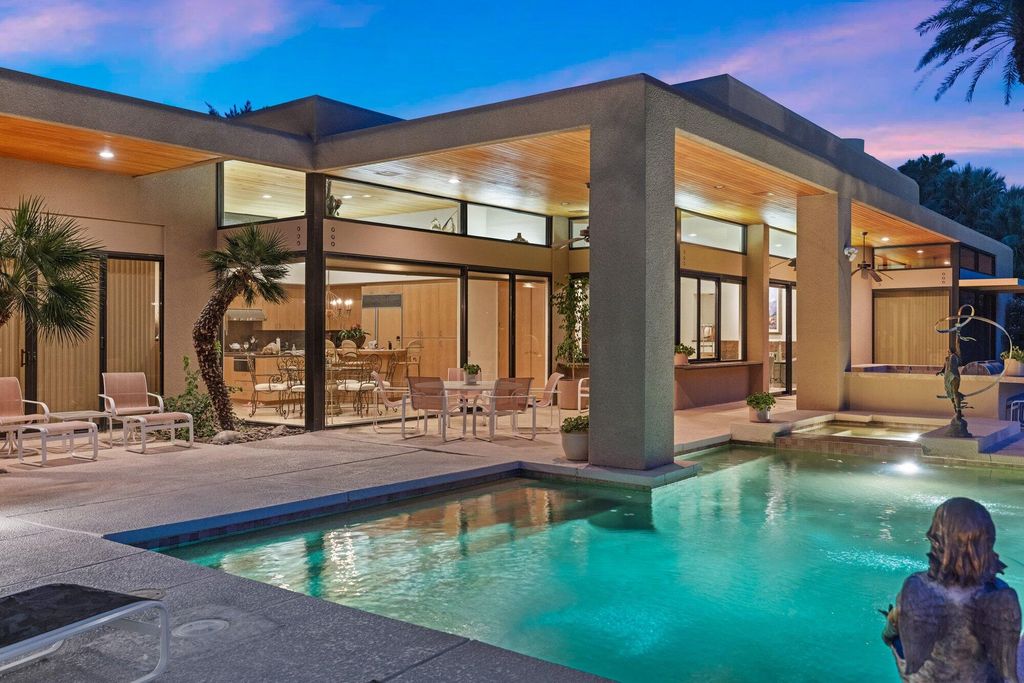 Photo of 49025 Calle Flora, La Quinta, CA 92253 (MLS # 219146045)