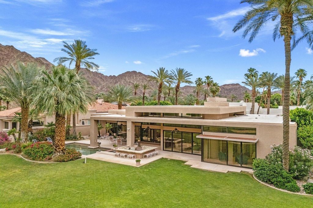 Photo of 49025 Calle Flora, La Quinta, CA 92253 (MLS # 219146045)