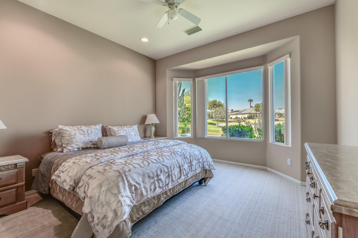 Indio, California 92201, United States, 2 Bedrooms Bedrooms, ,2 BathroomsBathrooms,Residential,Active,241412