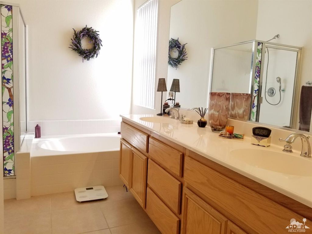 listing image 10995189262035960395
