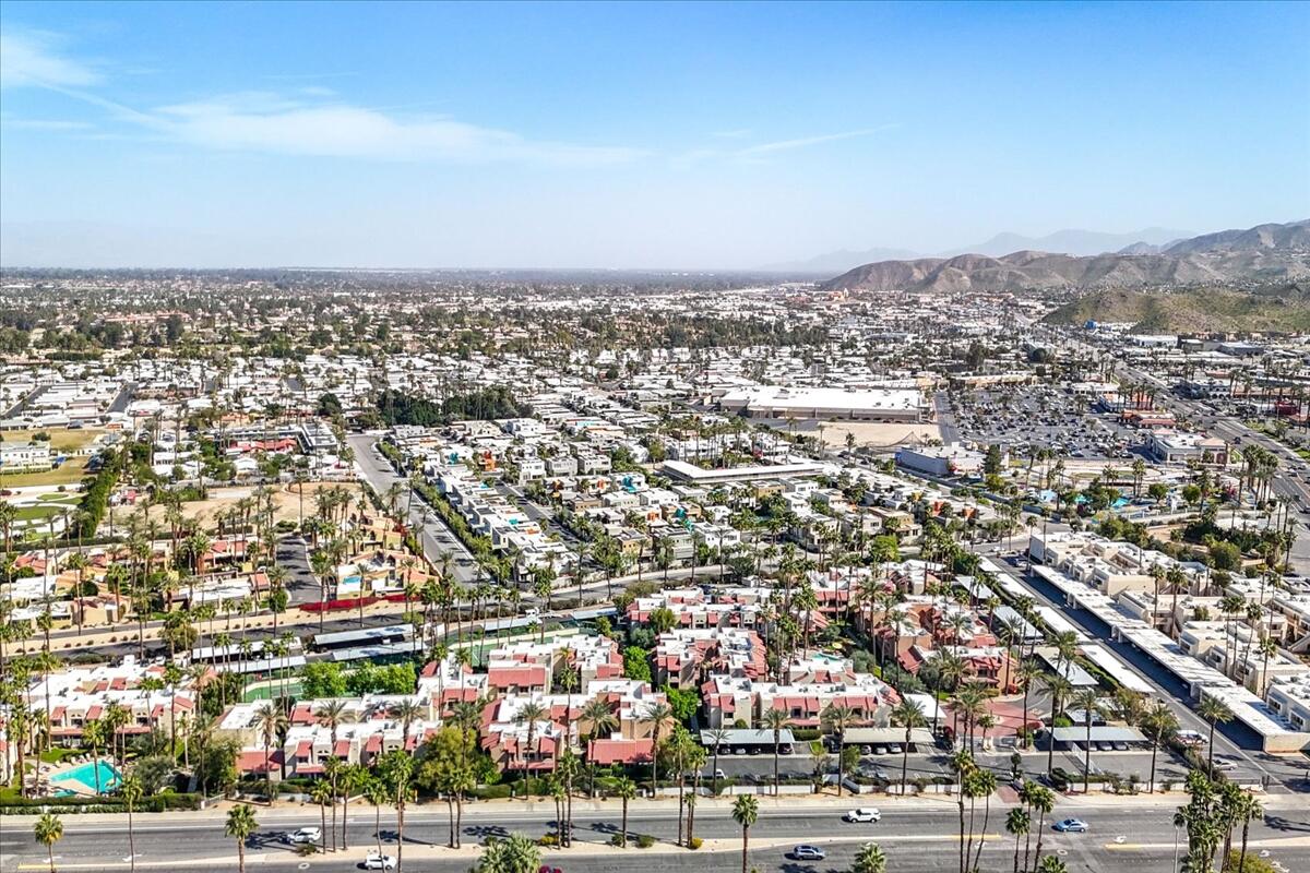 Palm Springs, California 92264, United States, 1 Bedroom Bedrooms, ,1 BathroomBathrooms,Residential,Active,208600