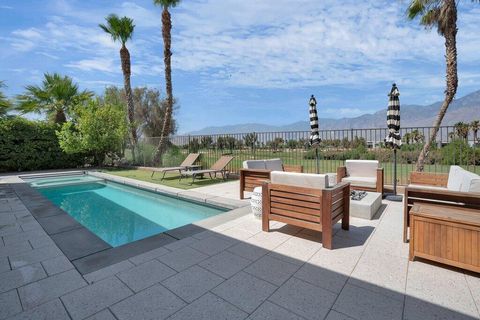 Single Family Residence in Palm Springs CA 909 Bernardi Lane 31.jpg