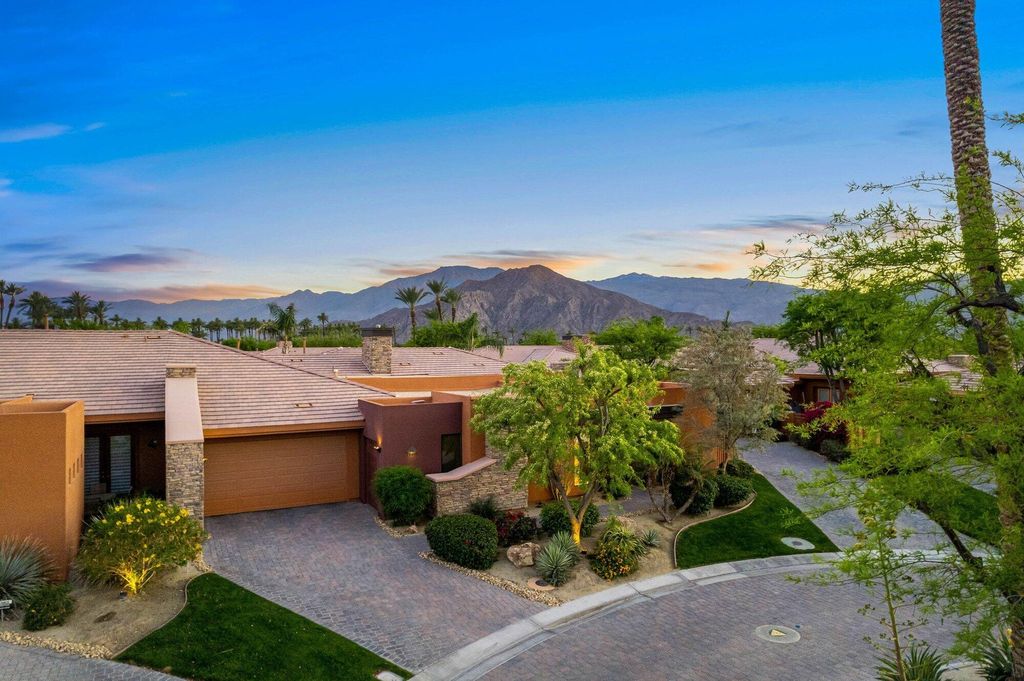 Photo of 79965 De Sol A Sol, La Quinta, CA 92253 (MLS # 219136729)