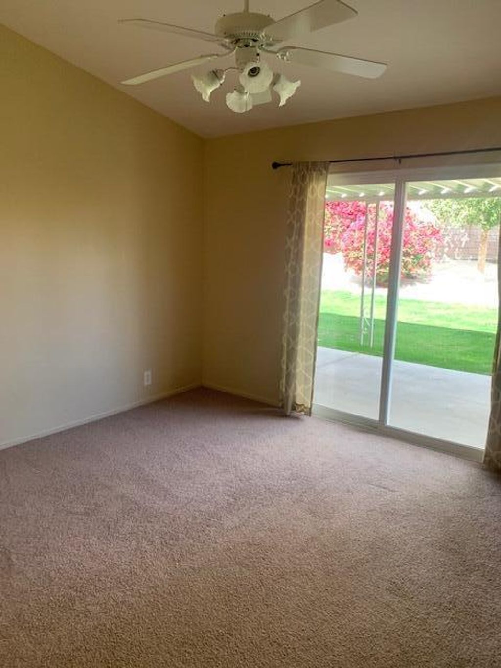 listing image 10994402413099360806
