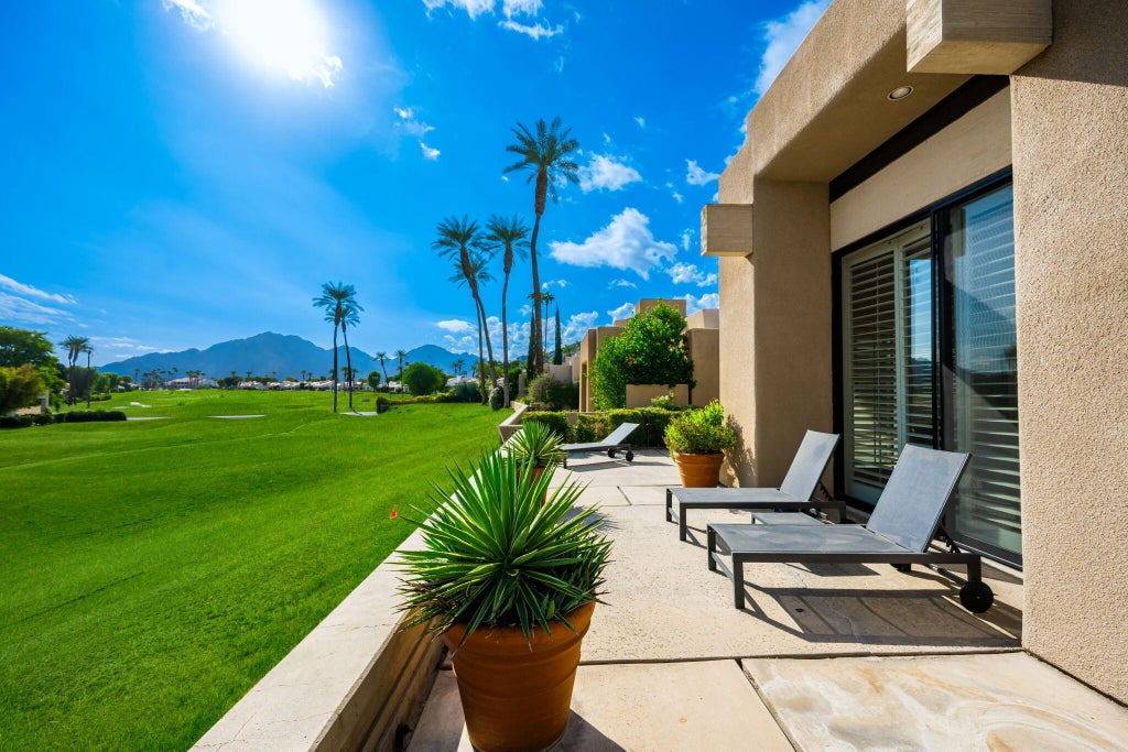 Photo of 76925 Avenue Fernando, La Quinta, CA 92253 (MLS # 219154833)