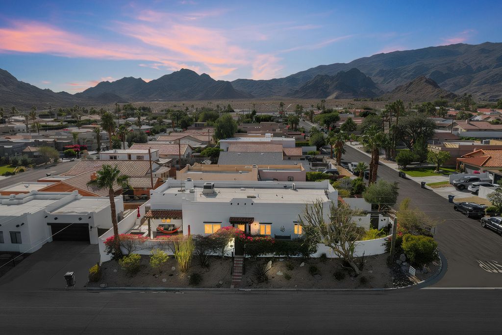 Photo of 54510 Avenida Alvarado, La Quinta, CA 92253 (MLS # 219138758)