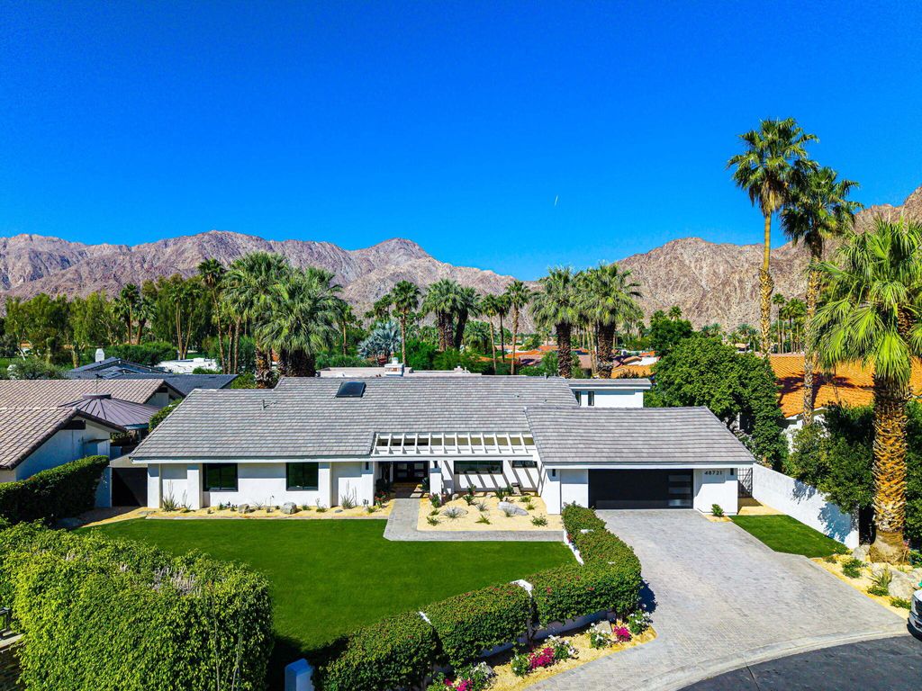 Photo of 48721 San Vicente Street, La Quinta, CA 92253 (MLS # 219145432)