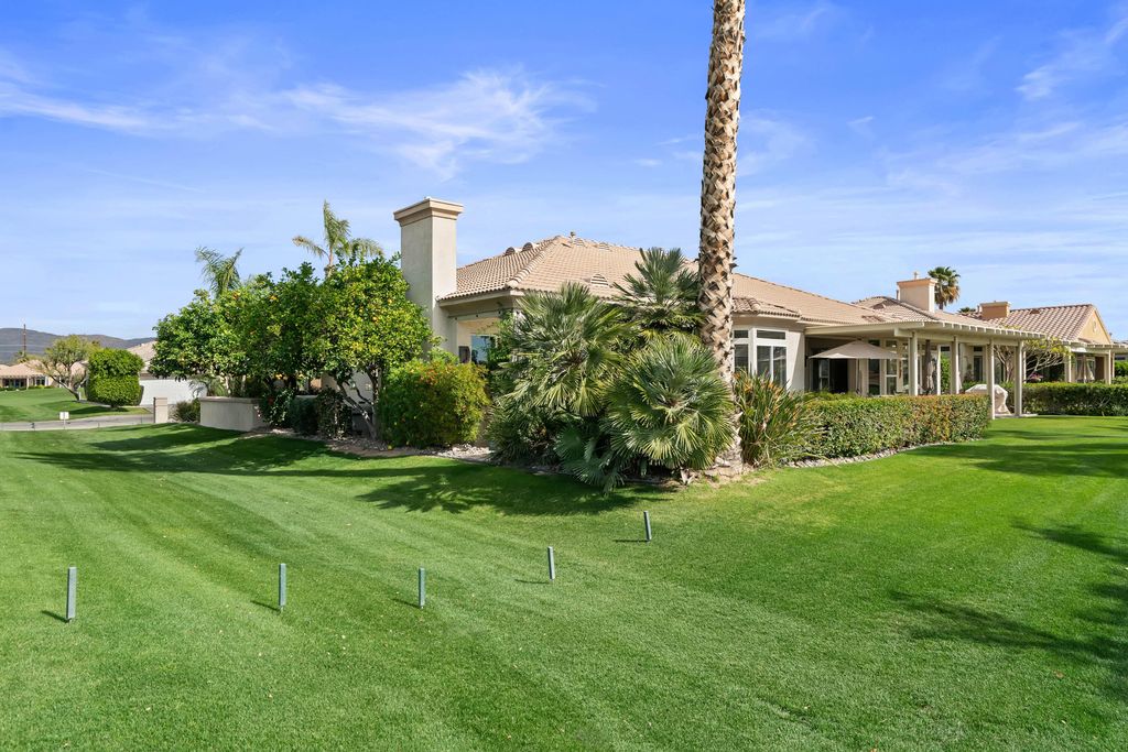 listing image 10990559196198935816