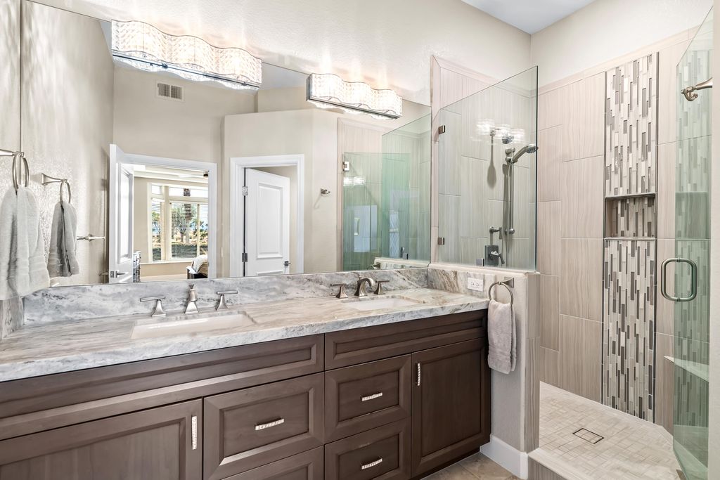 listing image 10999978147997058979