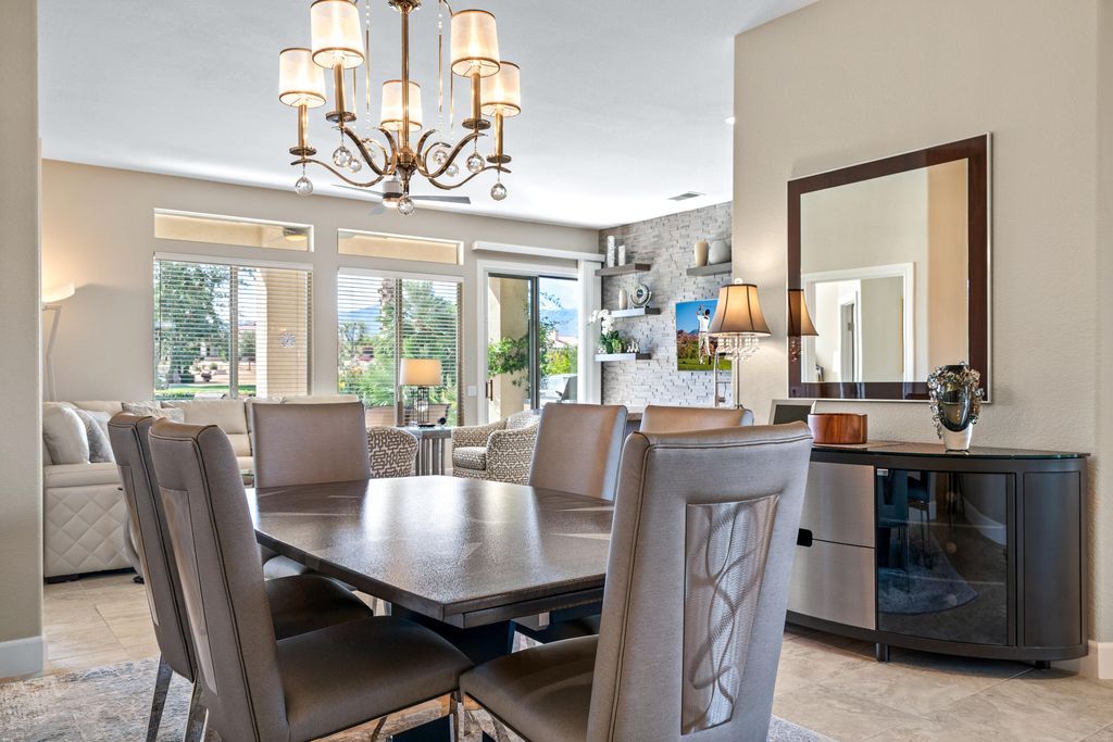 listing image 10996464550181537965