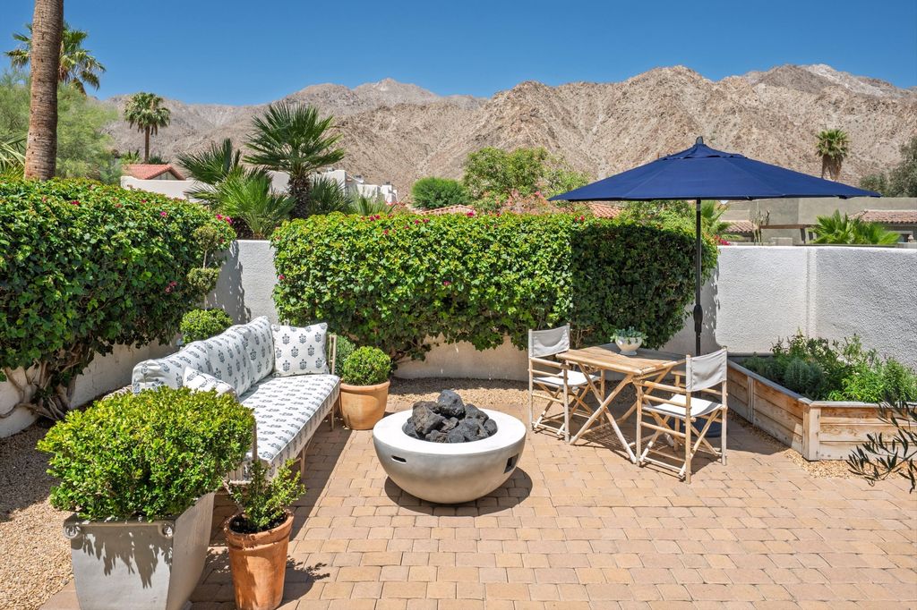 Photo of 54404 Avenida Madero, La Quinta, CA 92253 (MLS # 219149887)