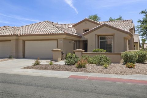 Single Family Residence in Palm Desert CA 78389 Yucca Blossom Drive.jpg