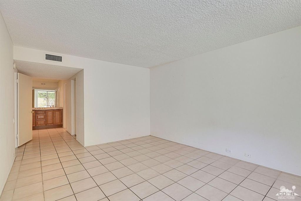 listing image 10999831051665455321