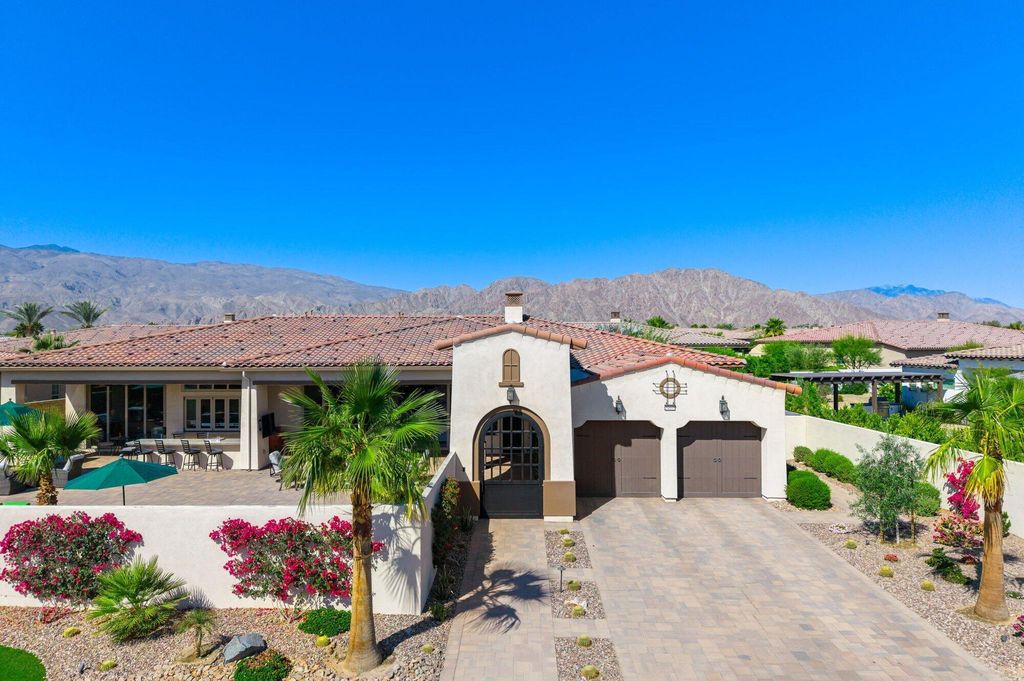 Photo of 54805 Northern Dancer Drive, La Quinta, CA 92253 (MLS # 219128316)