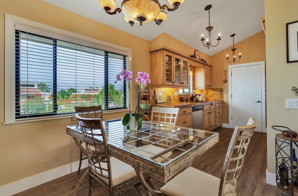 listing image 10991372032943