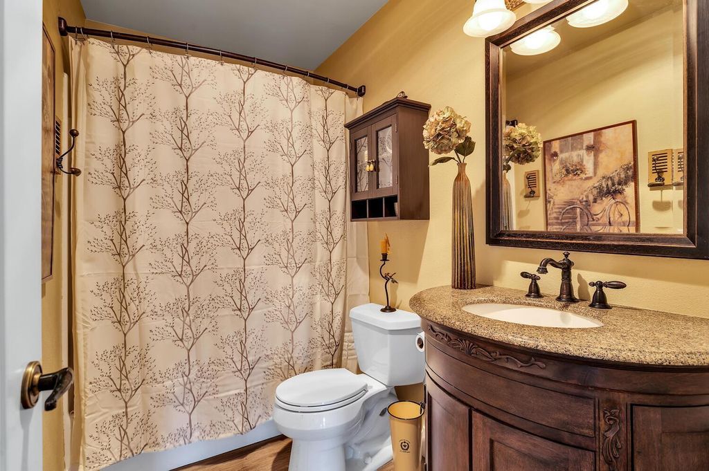 listing image 1099653236920