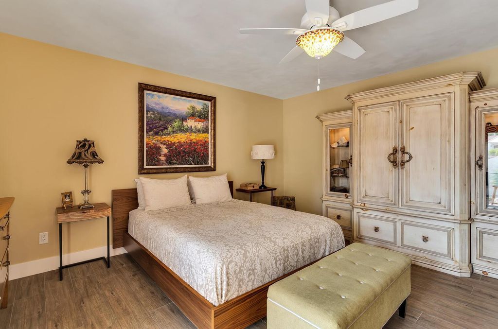 listing image 1099879759654