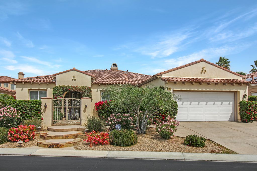 Photo of 78440 Via Palomino, La Quinta, CA 92253 (MLS # 219136897)