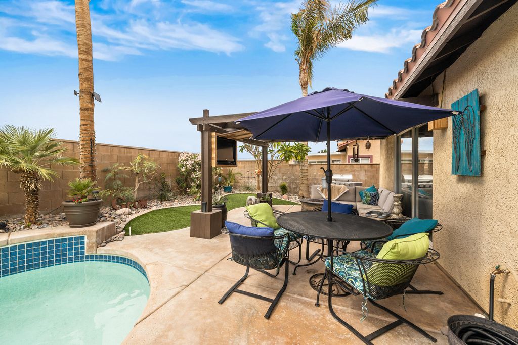 listing image 10996385125134351316
