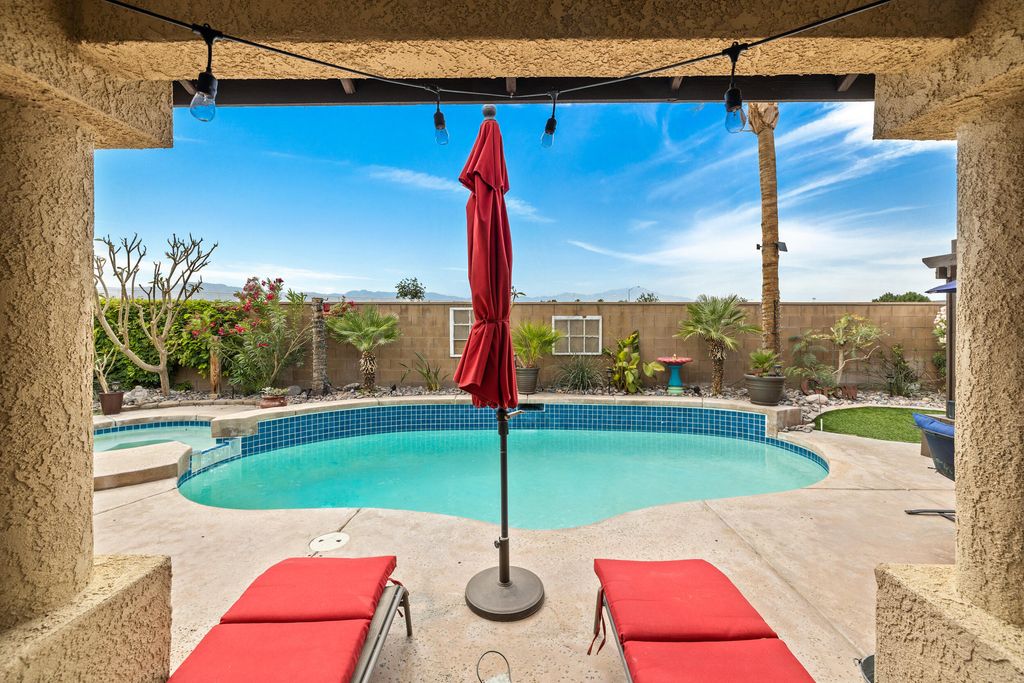 listing image 10998680701149668104