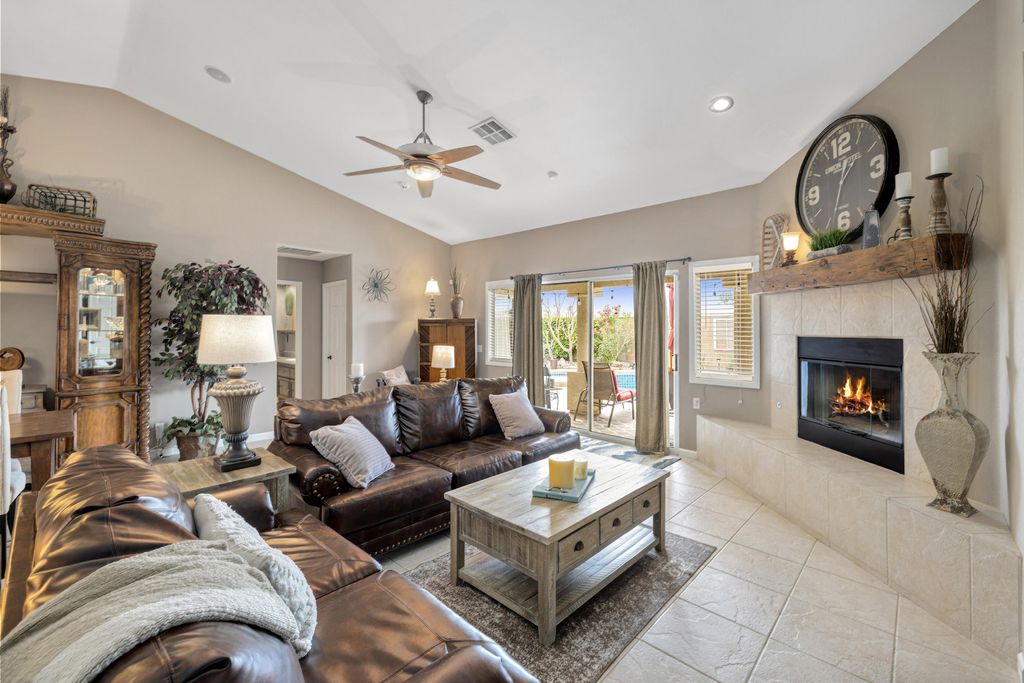 listing image 10990255502982021808