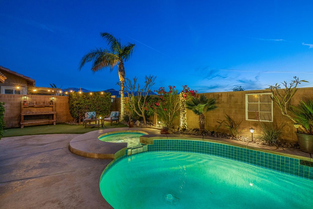 listing image 10993310438896933501