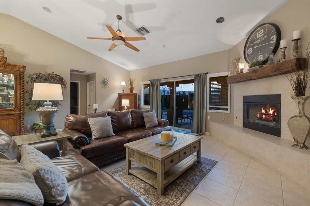 listing image 10995873165582764105