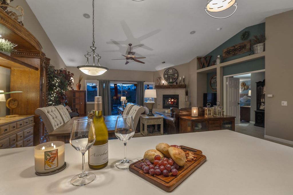 listing image 10997854494205715033