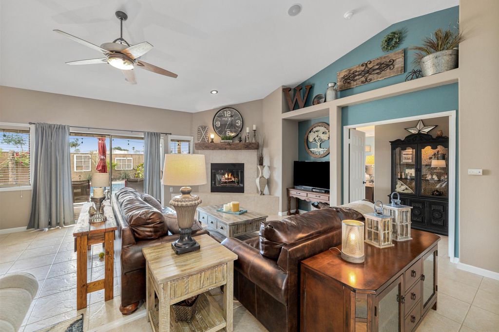 listing image 10994699411200041488