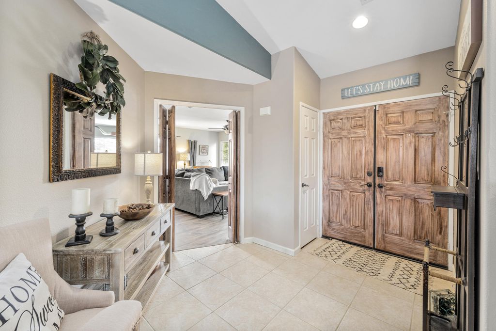 listing image 10990657951950242212