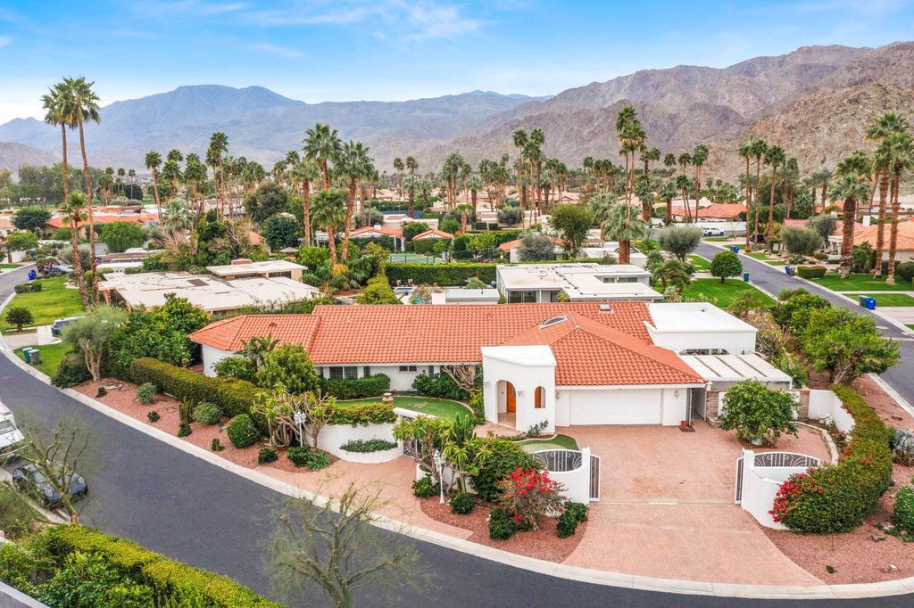 Photo of 48825 Ave Anselmo, La Quinta, CA 92253 (MLS # 219141765)