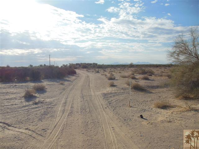 Blythe, California 92225, United States, ,Land,Active,18680